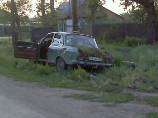 В Хакасии пьяный водитель без прав сбил четырех детей
