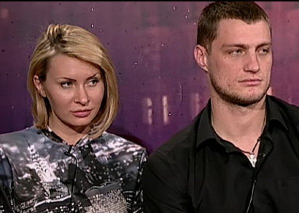 Избиение звезд шоу "Дом 2" Задойнова и Элины Камирен попало на видео (видео)