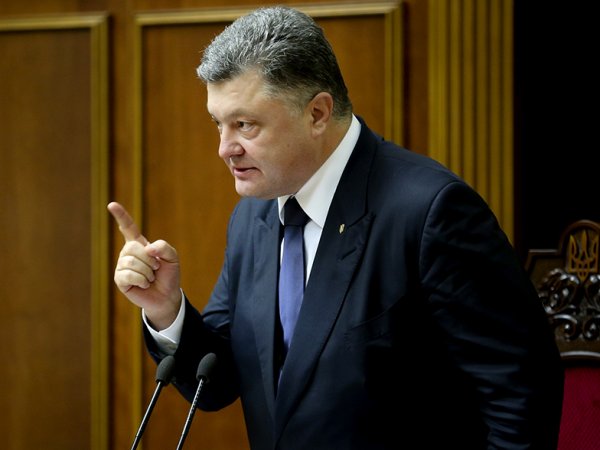 Пётр Порошенко пообещал новый статус Крыму