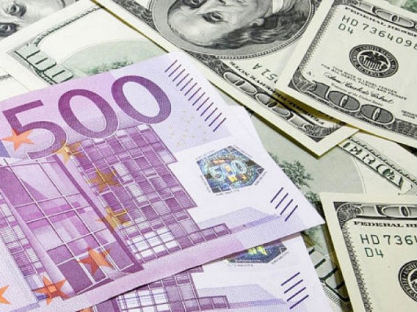 Курс доллара и евро на сегодня, 18 августа 2015: в Кремле признали, что не могут поддержать рубль