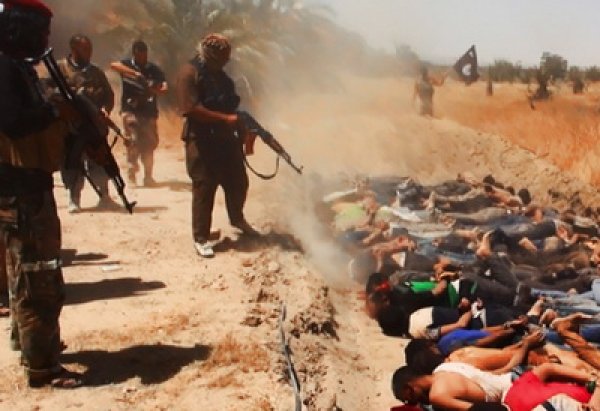 Боевики ИГИЛ казнили 300 сотрудников избиркома Ирака