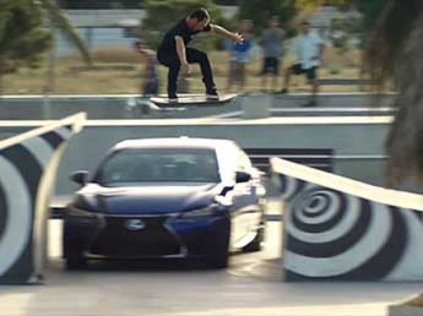 Lexus показал ховерборд - летающий скейтборд как из фильма «Назад в будущее»