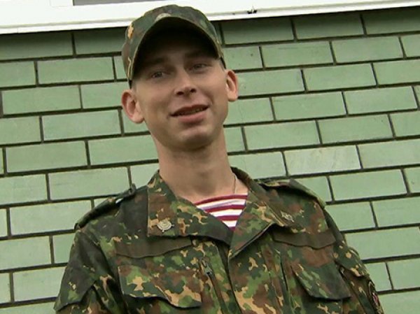 В Казани военный спас девочку, упавшую с 6-го этажа