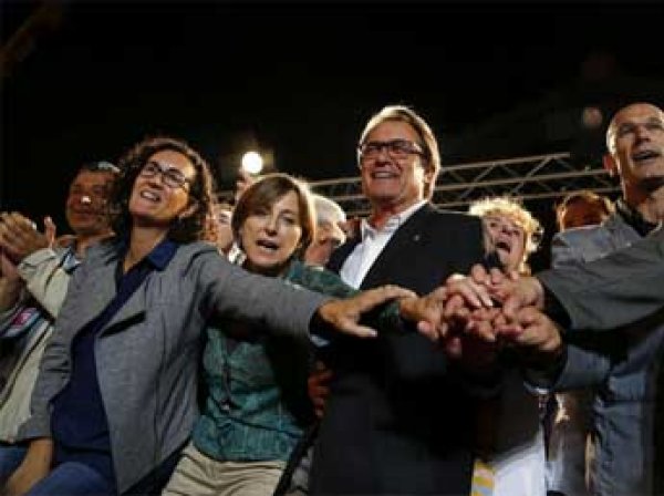 На выборах в Испании победу одержали сторонники независимости Каталонии