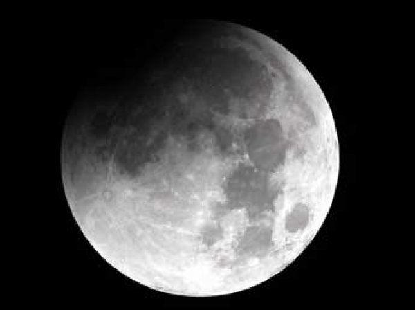 В ночь на 28 сентября 2015 россияне увидят суперлуние и полное затмение Луны
