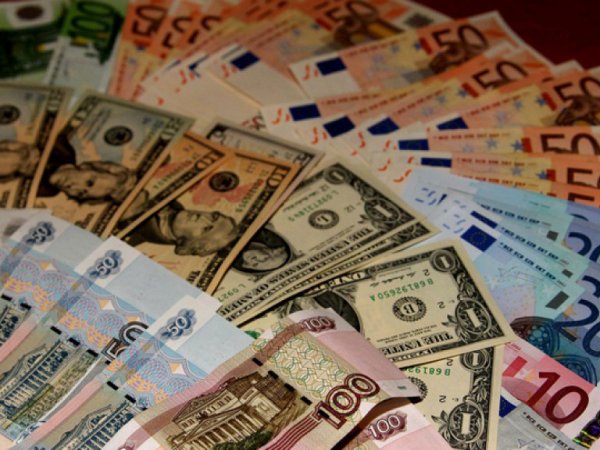 Курс доллара сегодня, 12 сентября 2015: эксперты рассказали, что может повлиять на курс рубля в ближайшее время