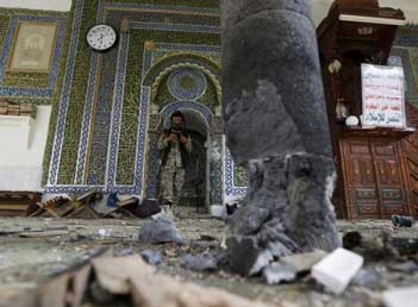 В Йемене взорвали мечеть: число жертв теракта достигло 29 человек