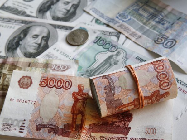 Курс доллара на сегодня, 23 сентября 2015: рубль теперь меньше зависит от доллара — эксперты