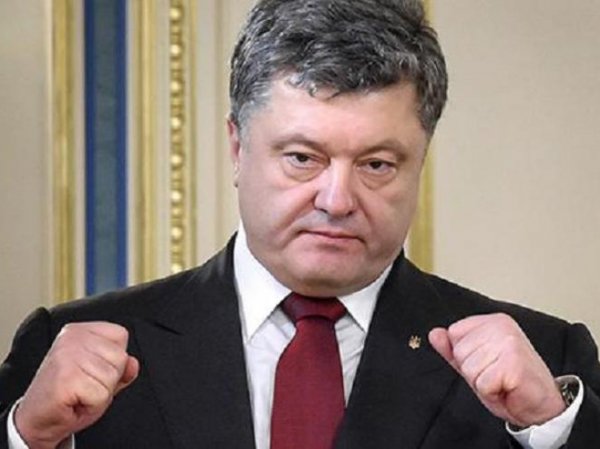 Порошенко назвал три пути развития событий в Донбассе