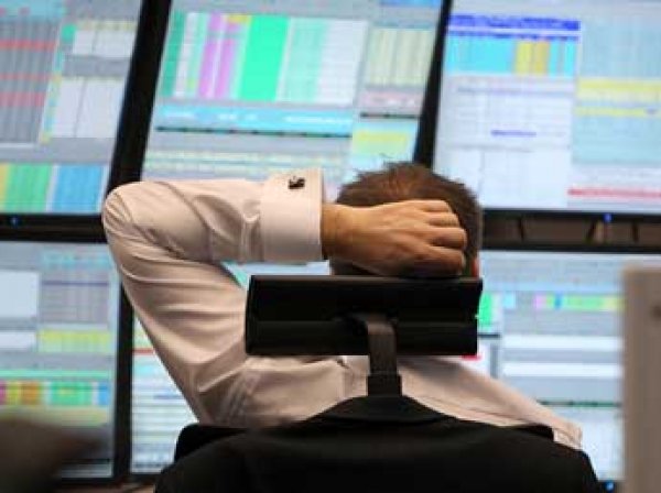 Московская биржа остановила работу более чем на час