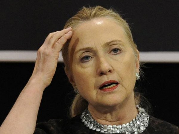 Госдеп США опубликовал более 7 тысяч страниц переписки Хилари Клинтон