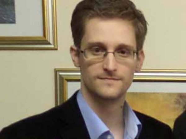 Сноуден раскритиковал Россию за ограничение Интернета и нетерпимость к гееям