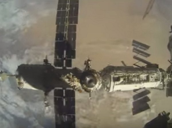 В Сети опубликовано видео с перестыковкой «Союза TMA-16M» к МКС