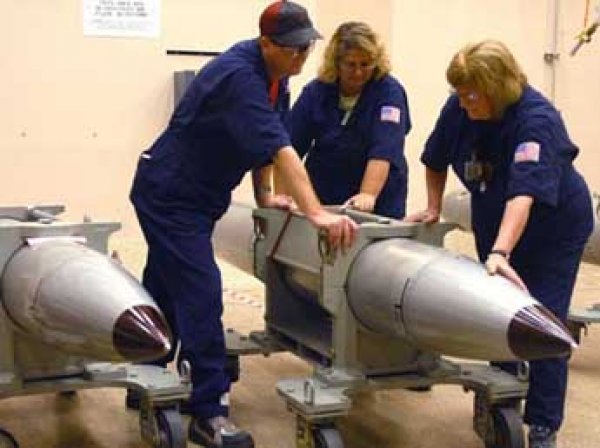 В США прокомментировали статью о планах разместить в ФРГ атомные бомбы