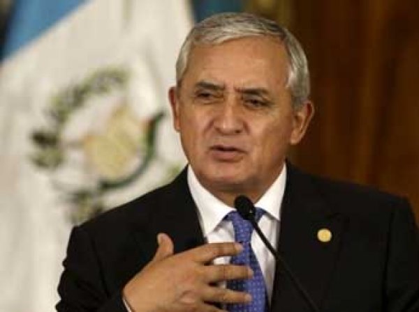 Суд Гватемалы выдал ордер на арест президента Отто Переса после коррупционного скандала