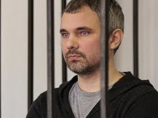 Суд смягчил приговор осужденному за убийство жены фотографу Лошагину