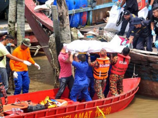 У берегов Малайзии затонуло судно с мигрантами: около 50 погибших