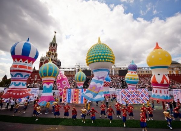 День города в Москве 2015: мероприятия откладываются из-за непогоды