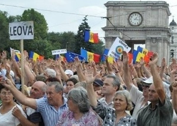 Протестующие в Молдавии намерены создать собственную партию