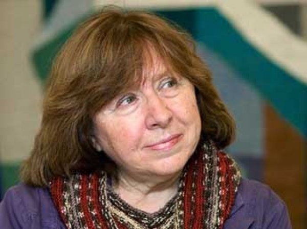 Впервые за 28 лет Нобелевскую премию по литературе получил русскоязычный автор