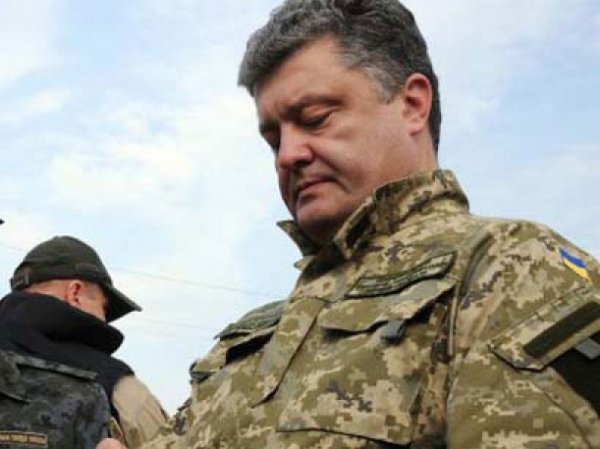 Петр Порошенко в День защитника Украины испытал российский истребитель Cу-27