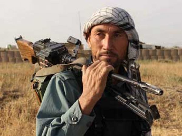 Афганские войска отбили у талибов город Кундуз