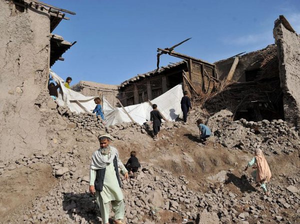 Землетрясение в Афганистане 2015 попало на ВИДЕО