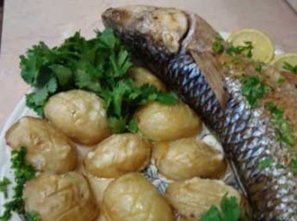 Ученые назвали картошку и рыбу смертельно опасными продуктами