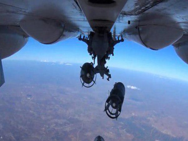 Сирия, последние новости: российские самолеты накрыли место сбора главарей ИГИЛ в Сирии (видео)