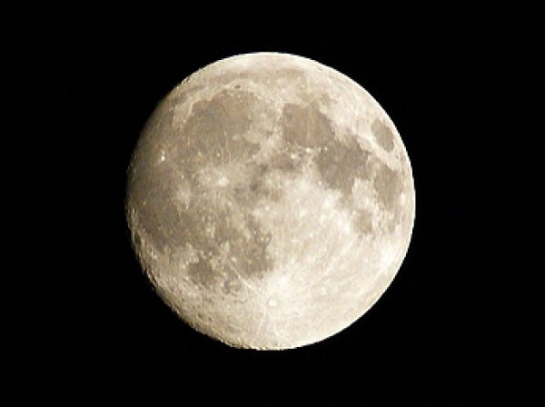 Опубликованы новые фото тёмной стороны Луны