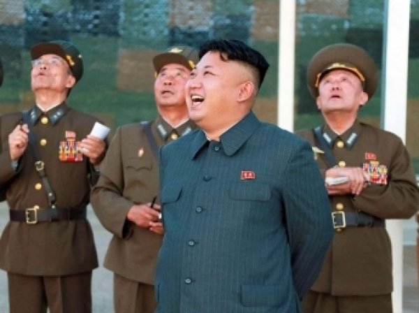 Ким Чен Ын пригрозил США баллистическими ракетами