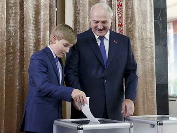 Выборы в Беларуси 2015, результаты: лидирует Александр Лукашенко - экзит-поллы