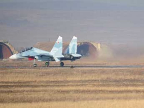 Минобороны объяснило, почему российский истребитель напугал самолет США в Сирии