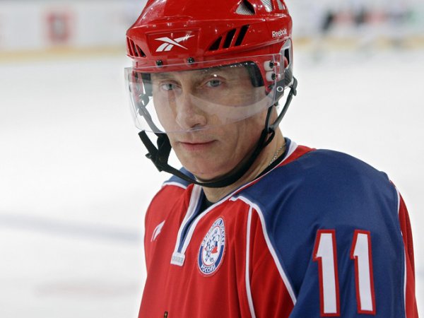 Владимир Путин отметит день рождения на коньках