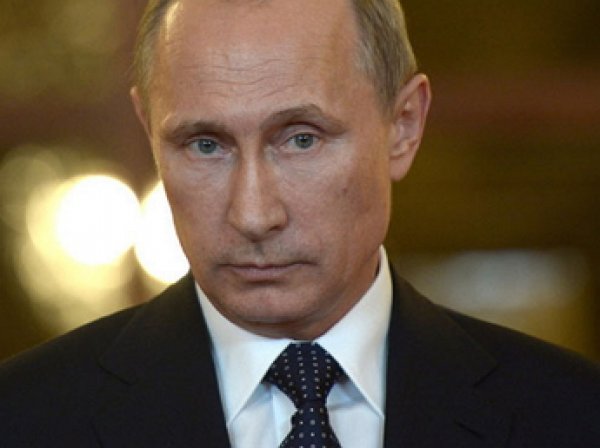 Путин призвал использовать национальную валюту в расчетах внутри РФ