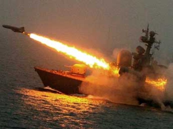 СМИ: российская подводная лодка нанесла удары по столице ИГИЛ