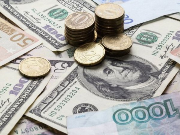 Курс доллара на сегодня, 9 ноября 2015: эксперты рассказали о скачках курса рубля до Нового года