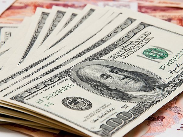 Курс доллара на сегодня, 10 ноября 2015: официальный курс доллара снова перевалил за 64 рубля