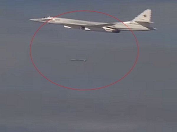 Минобороны опубликовало видео массированного авиаудара ВКС России по ИГИЛ в Сирии