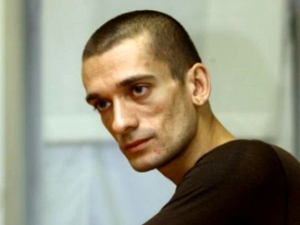 СМИ: художника Павленского посадили в одноу камеру с ВИЧ-инфицированными