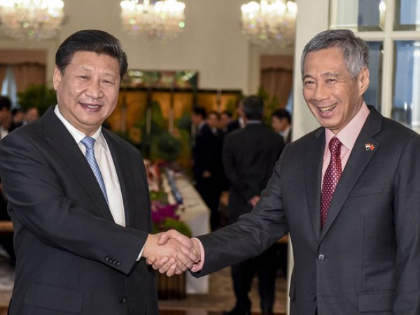 Лидеры Китая и Тайваня впервые с 1949 года пожали друг другу руки