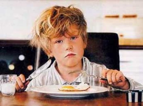 Ученые нашли связь между содержимым завтрака и успеваемостью школьников