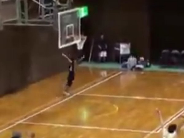 Школьный баскетбольный матч в Японии превратился в спортивное чудо