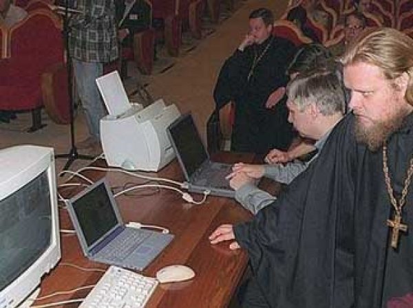 У церквей в России появится бесплатный Wi-Fi для верующих