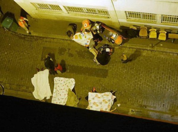 Париж, новости сегодня 15 ноября: В Сети появилось видео расстрела заложников в клубе "Батаклан" (видео)