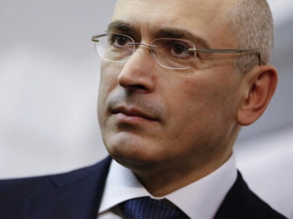 Англичане требуют депортации Ходорковского в Россию