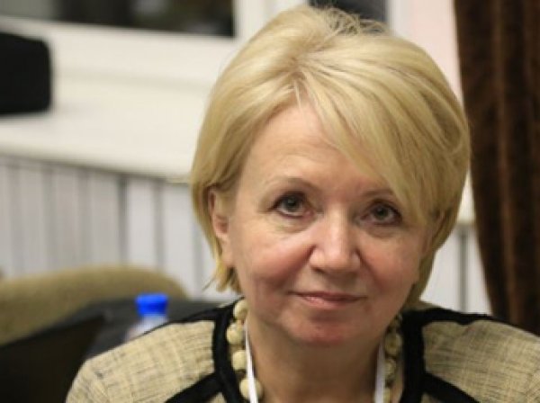 Слабунова сменила Митрохина на посту председателя партии "Яблоко"