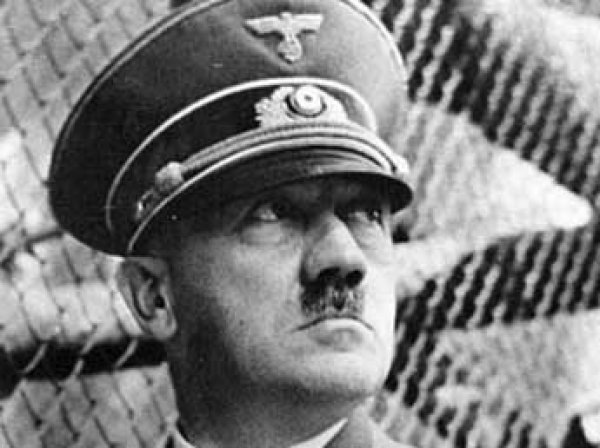 В Германии впервые со времен ВОВ переиздадут Mein Kampf