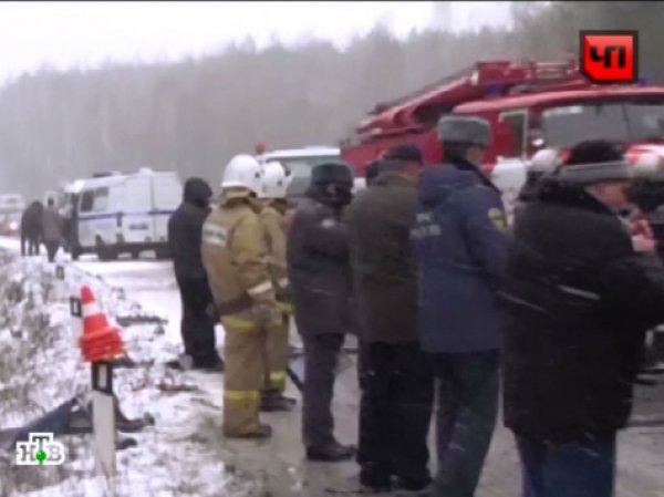ДТП в Ставропольском крае 27 декабря 2015: автобус столкнулся с грузовиком, есть жертвы