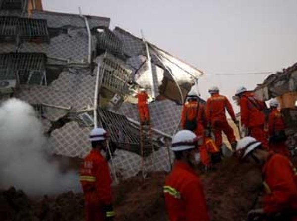 В Китае сошел грязевый оползень: без вести пропали более 90 человек
